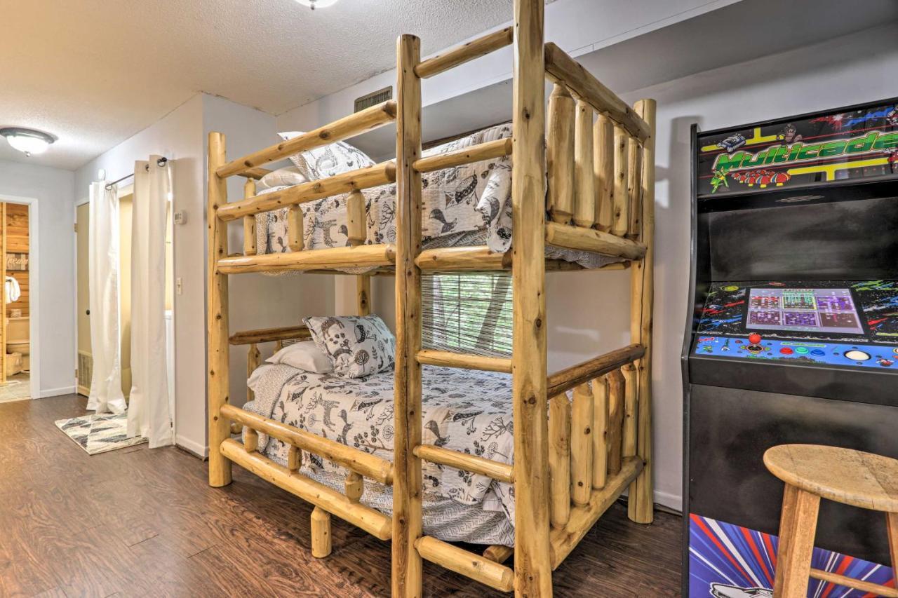 Gatlinburg Escape With Hot Tub, Deck And Mtn View Villa Buitenkant foto
